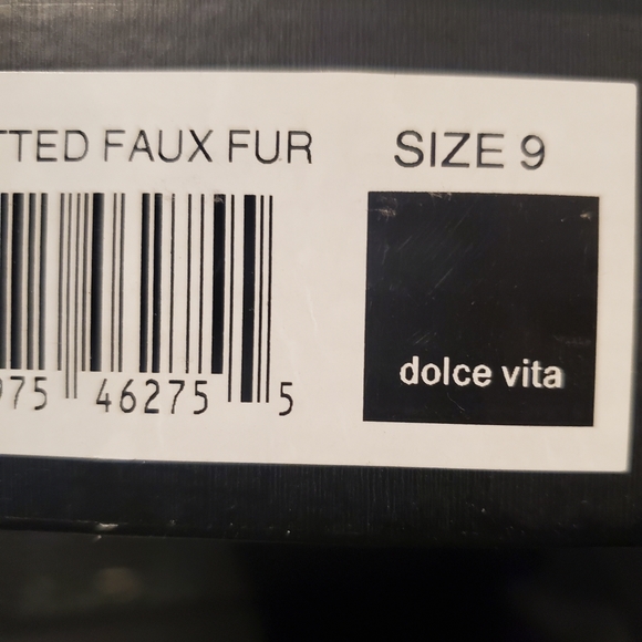 Dolce Vita Paxxy Sandals - Picture 5 of 5